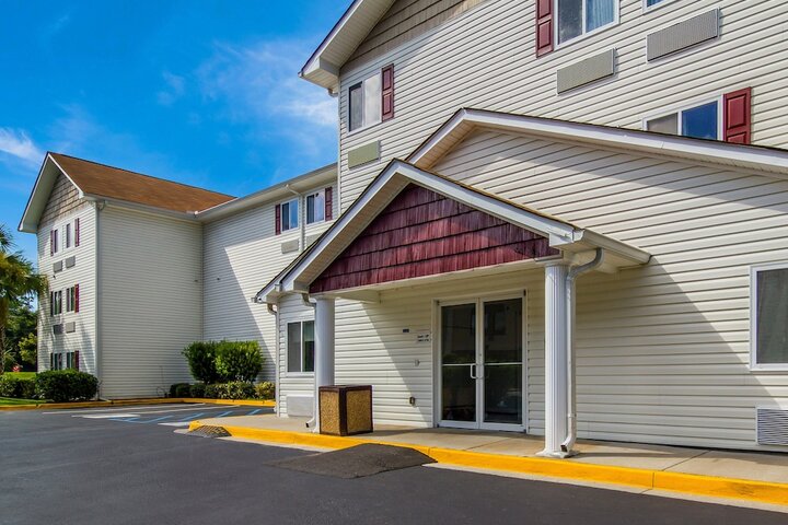 Hotel 4 of 35