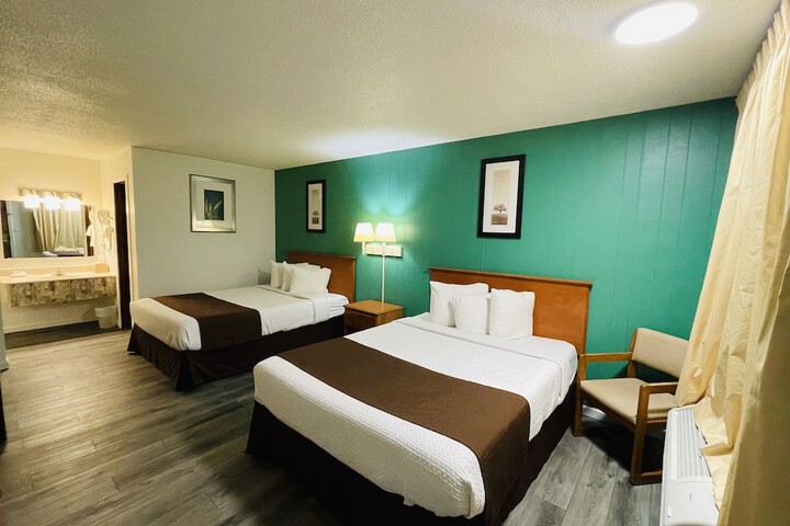 Sparta Inn