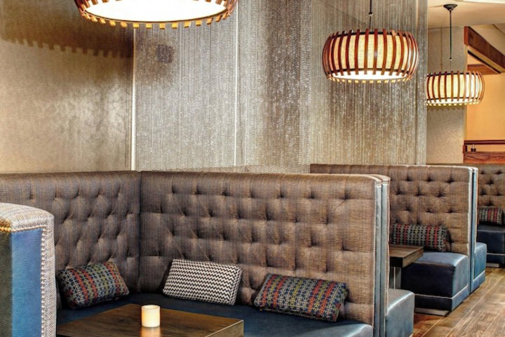 Lounge 126 of 161