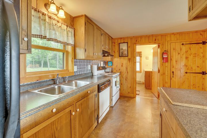 Lake Champlain Vacation Rental With Boat Dock!