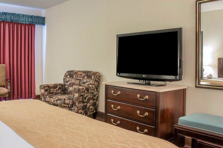 Comfort Inn Lakeside