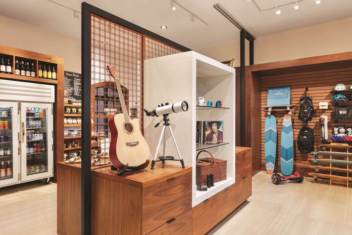 Gift Shop 108 of 110