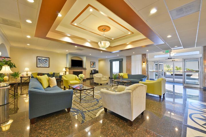 Hotel 10 of 58