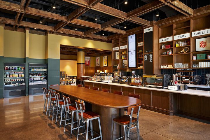 The Scarlet Lincoln, a Tribute Portfolio Hotel