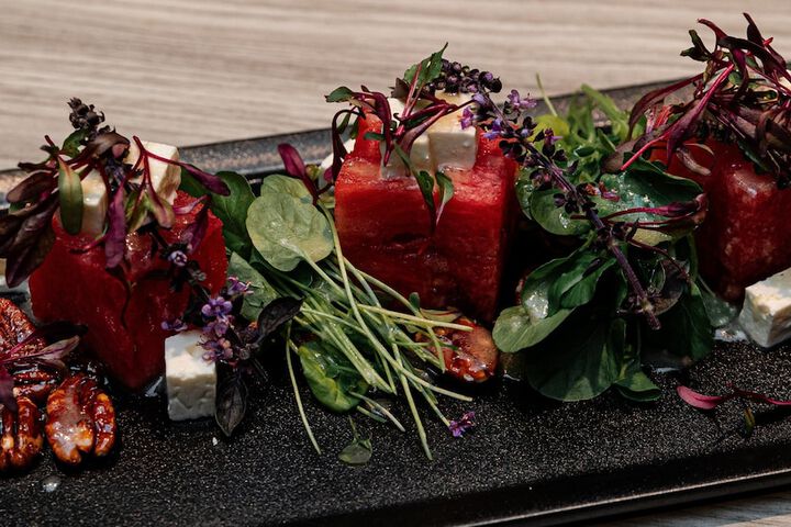Dining 70 of 101