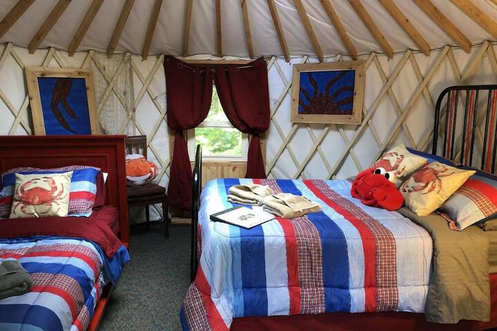 Nauti Otter Inn and Yurt Village