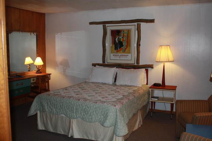 Room 31 of 79