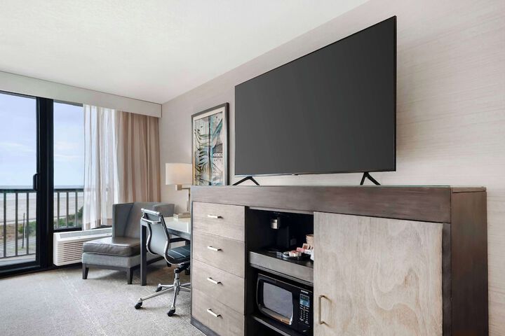 Best Western Plus Agate Beach Inn