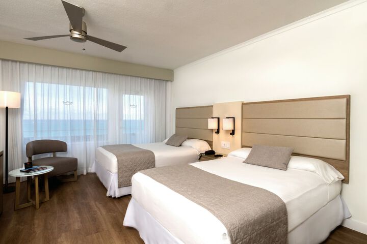 Room 26 of 47