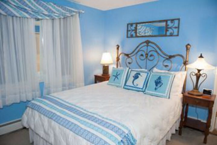 Cranberry Manor B & B