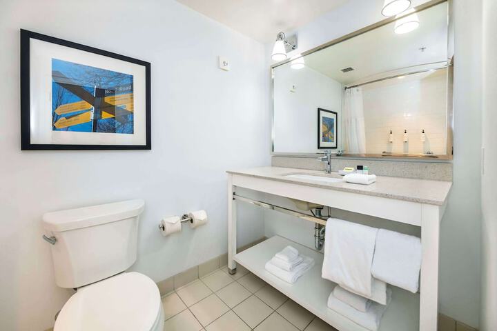 Grand Park Hotel Vancouver Airport an Ascend Collection Hotel