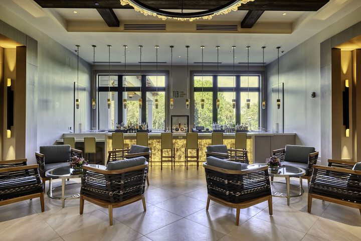Hotel Effie Sandestin Autograph Collection