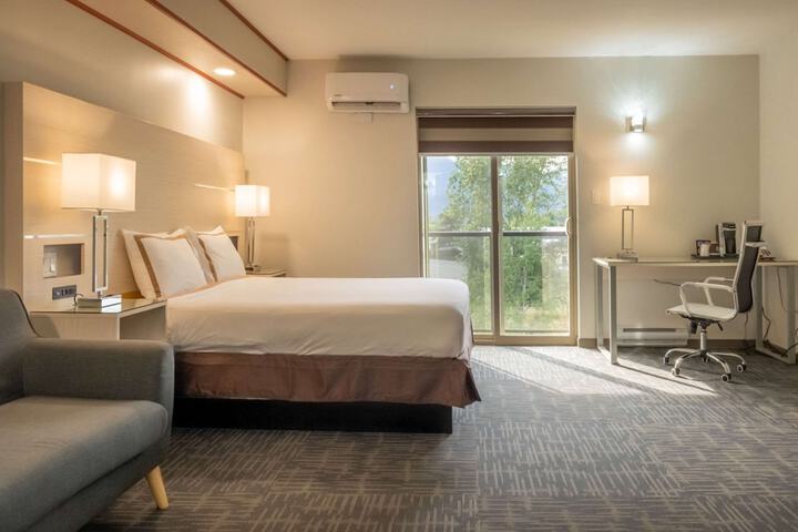 Room 11 of 65