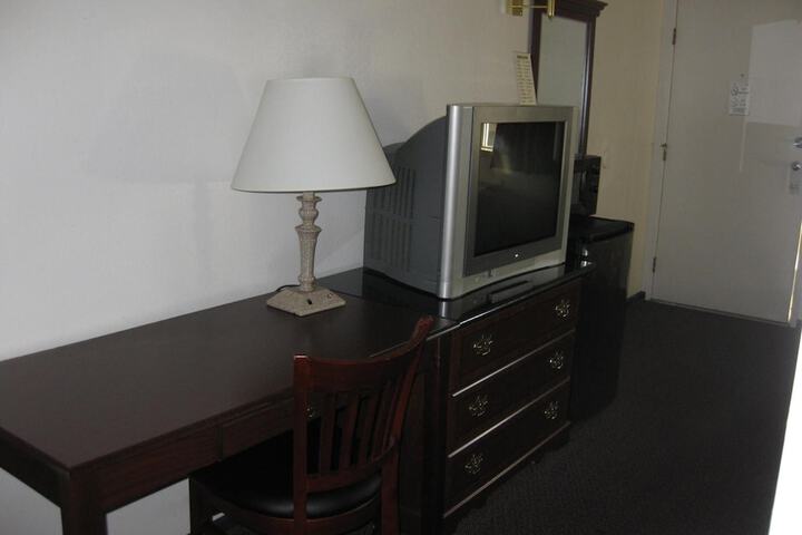 Room 11 of 26