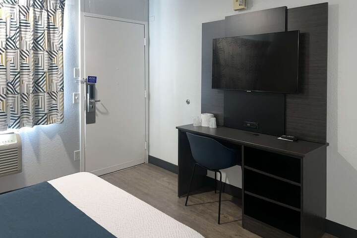 Room 19 of 26
