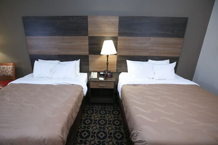 Room 10 of 24