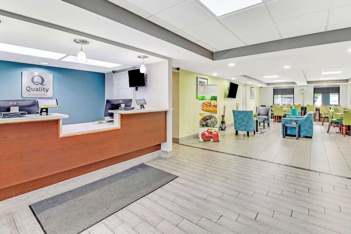 Quality Inn White House