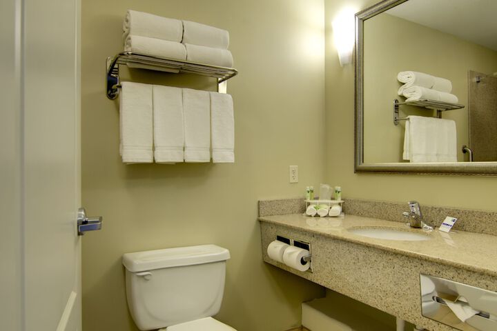 Room 20 of 48