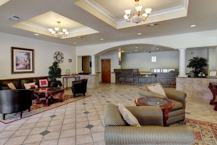 Hotel Interior 10 of 31