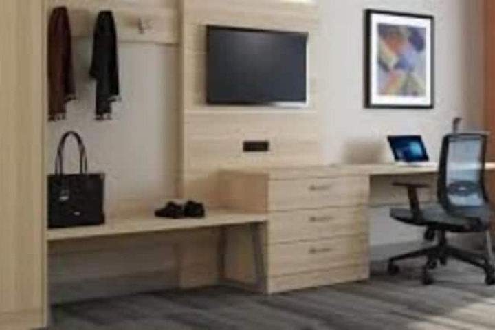 Room 16 of 35