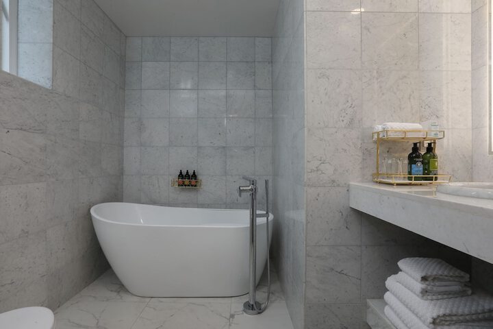 The Fort Garry Hotel Spa and Conference Centre, an Ascend Collection Hotel