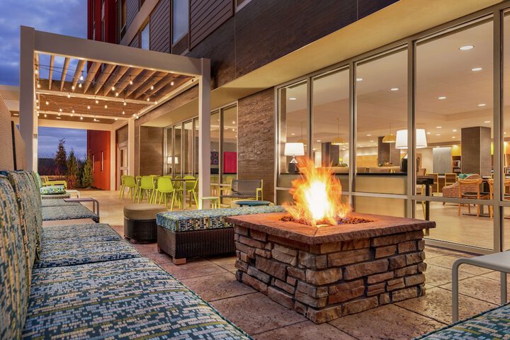 Terrace/Patio 37 of 38