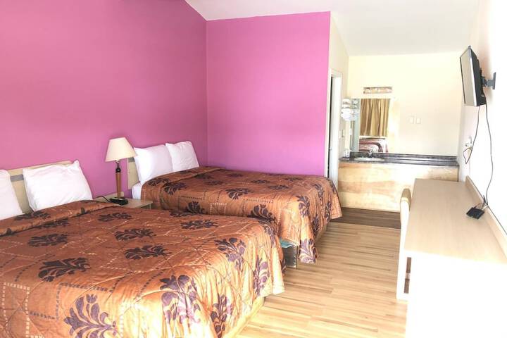 Room 8 of 23