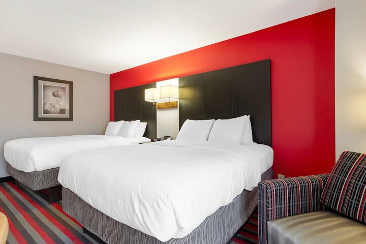 Comfort Inn & Suites Carrollton