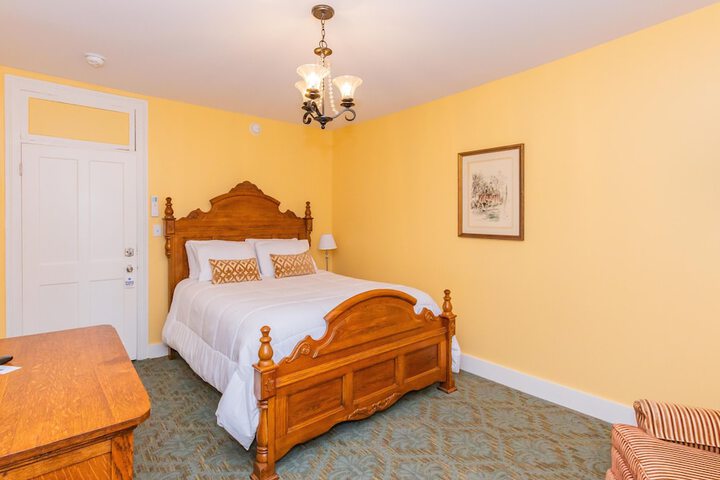 Room 46 of 93