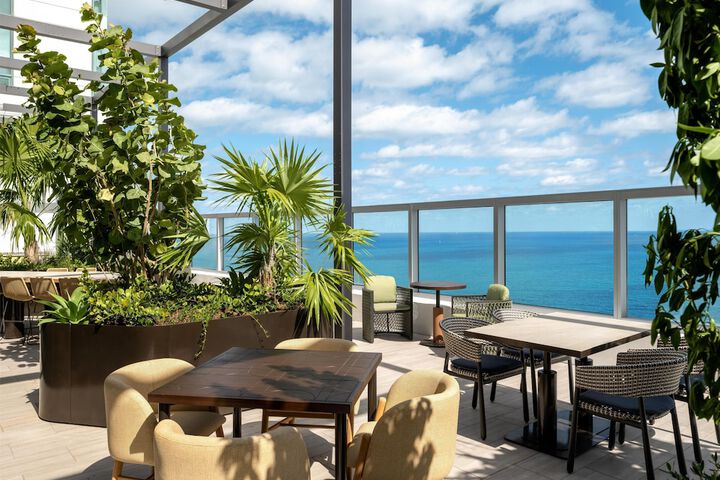 Signia by Hilton Diplomat Beach Resort