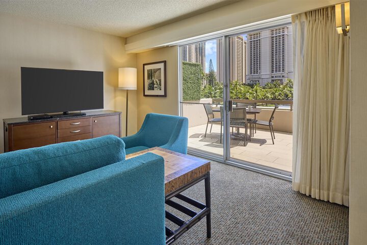 DoubleTree by Hilton Hotel Alana - Waikiki Beach