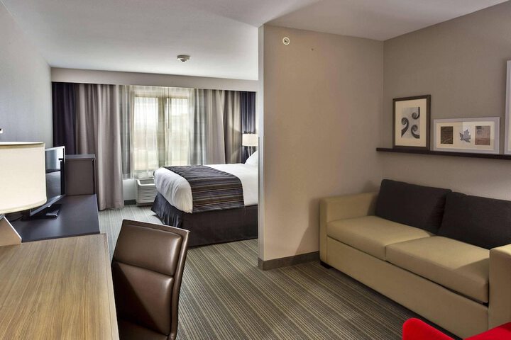 Country Inn & Suites by Radisson Springfield Southeast