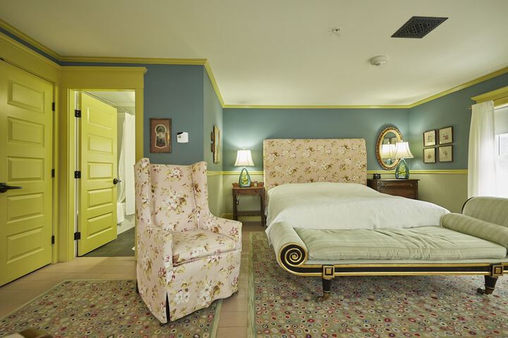 Room 85 of 126