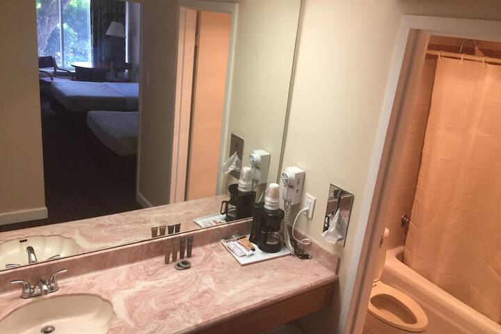 Room 12 of 51