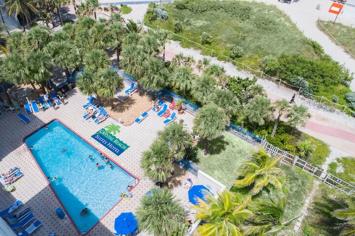 Pool 10 of 47