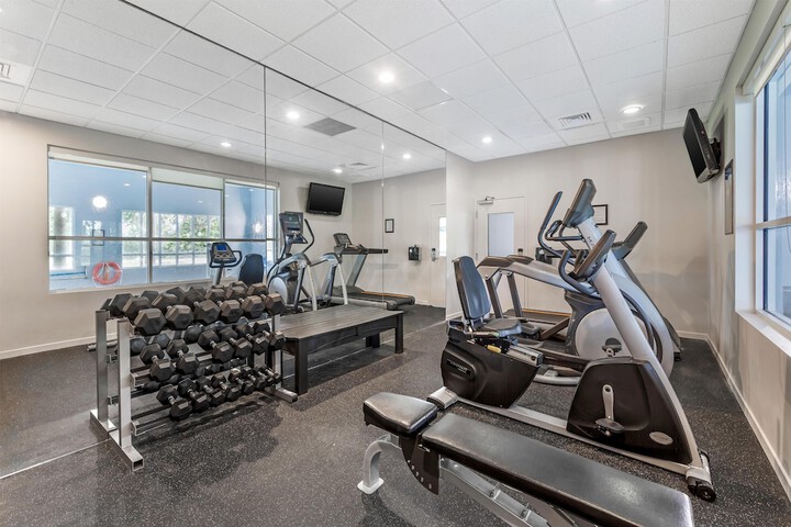 Best Western Plus Miami Airport North Hotel & Suites