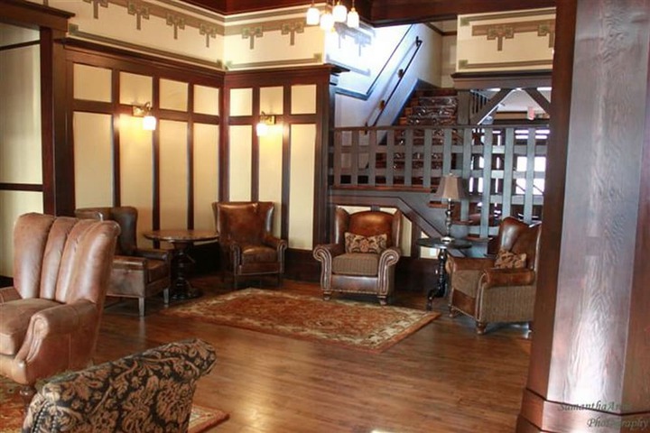 Hotel Interior 8 of 64