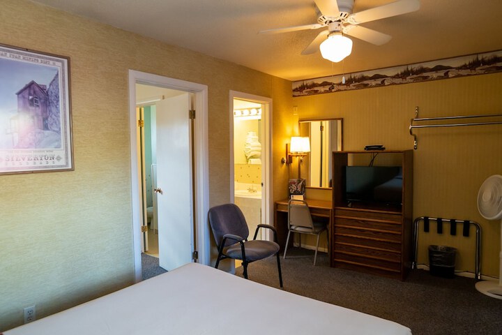 Room 11 of 67