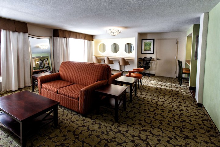 Room 47 of 115