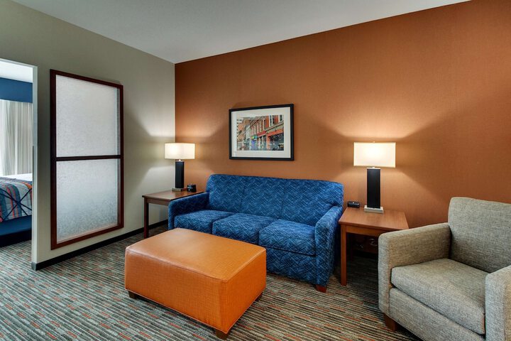 Room 19 of 68