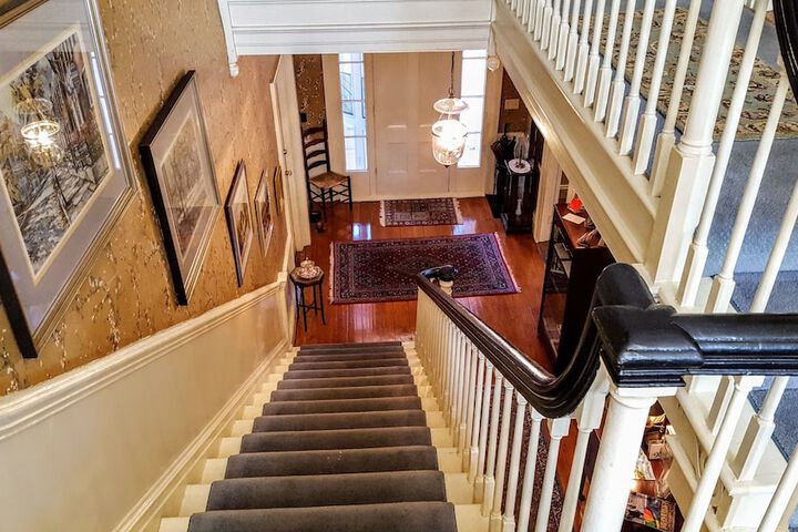 Hotel Interior 16 of 115