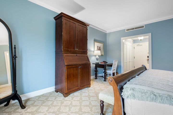 Room 98 of 185