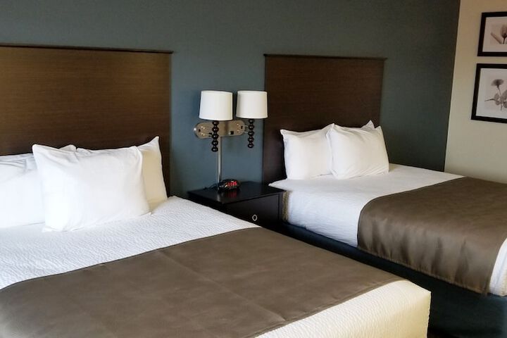 Room 16 of 38