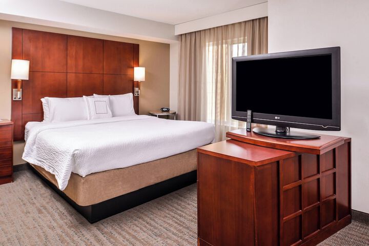 Room 21 of 27