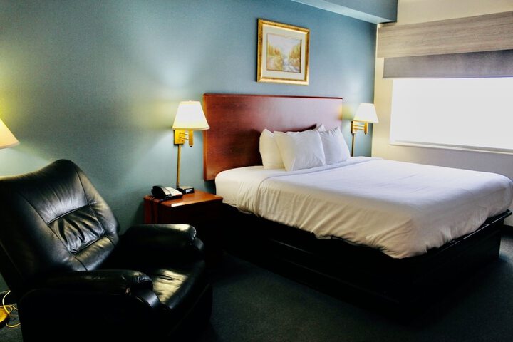 Room 53 of 64