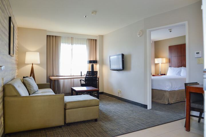 Room 9 of 22