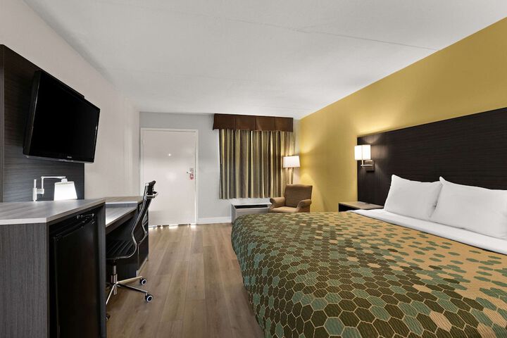Econo Lodge White Pine Morristown I-81 & I-40 Split