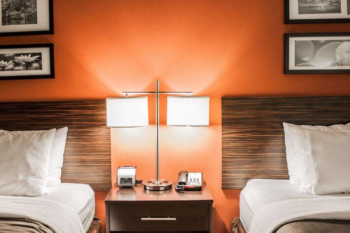 Room 12 of 29