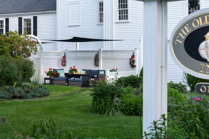 Old Harbor Inn