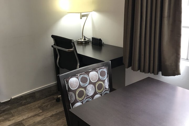 Room 37 of 68
